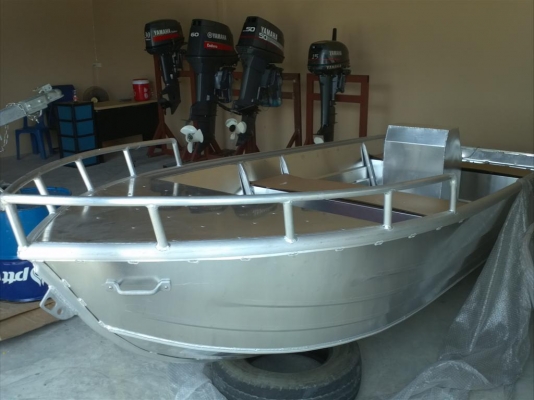 จำหน่ายเรืออลูมิเนียม