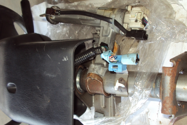 พวงมาลัยรถยนต์ TOYOTA  มีกุญแจด้วย