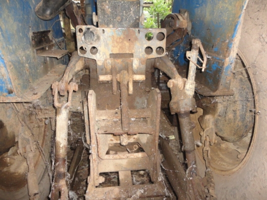 FORD NEWHOLLAND 80-66S 2 เพลา มีเอกสารค่ะ FORD NEWHOLLAND 80-66S 2 เพลา มีเอกสารค่ะ