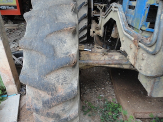 FORD NEWHOLLAND 80-66S 2 เพลา มีเอกสารค่ะ FORD NEWHOLLAND 80-66S 2 เพลา มีเอกสารค่ะ