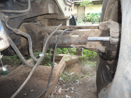FORD NEWHOLLAND 80-66S 2 เพลา มีเอกสารค่ะ FORD NEWHOLLAND 80-66S 2 เพลา มีเอกสารค่ะ