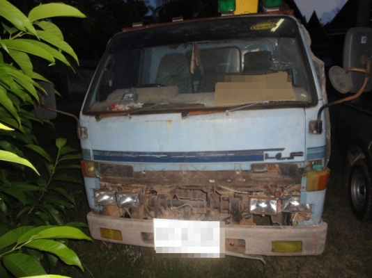 ISUZU 6 ล้อ เล่มพร้อมค่ะ ISUZU 6 ล้อ เล่มพร้อมค่ะ