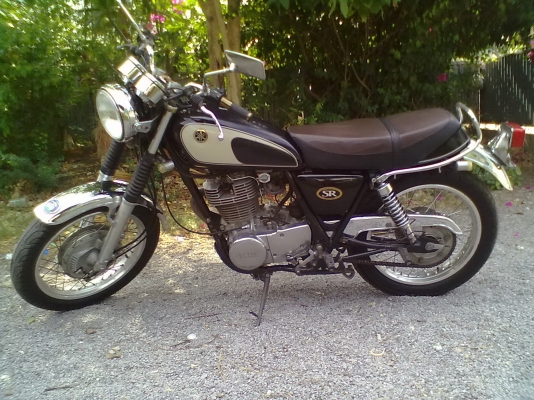 ขาย sr 400 อินวอย สพม 75000 ต่อลองได้คับ