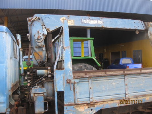 ขายรถติดเครน 2.5 ตัน ISUZU 110 แรง พร้อมใช้งานครับ