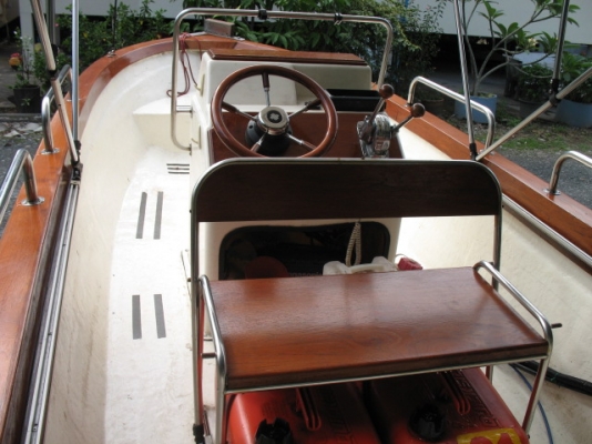 14 ฟุต -  / ขับเล่น / ชมวิว / ตกปลา ได้หมดครับ -------- ต่อรองได้