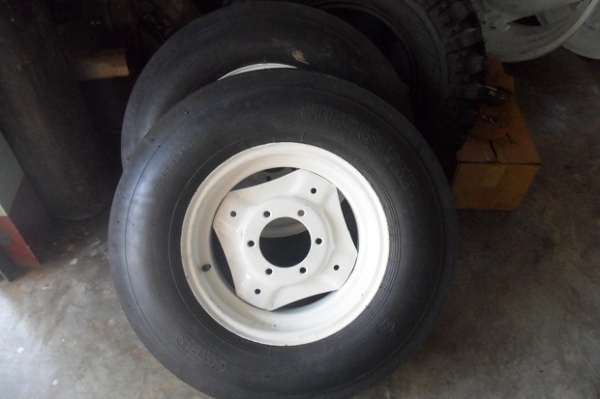 ขาย ยางหน้ารถไถ ซุปเปอร์สโตน 7.50-16+กระทะล้อใหม่ทั้งชุด