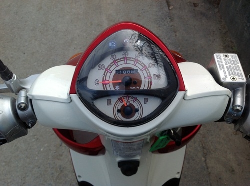 ขายsuzuki jelatoสีเเดง ไมลื1800