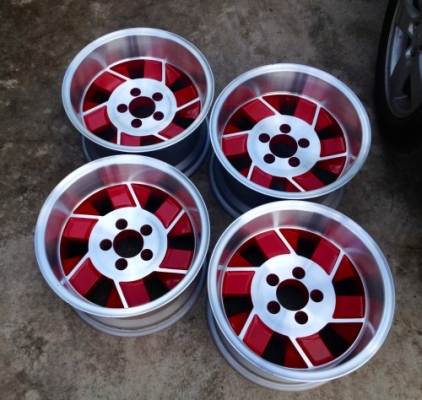 ***ขายแล้วครับ***ขายล้อขอบ 15x8.5 ใส่ 5 รู 114.3 ลายใบพัด ออฟลึกๆ ครับ