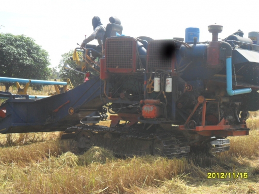 ขายรถเกี่ยวข้าว