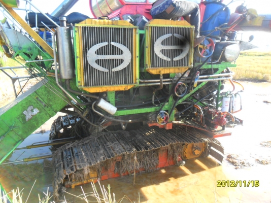 ขายรถเกี่ยวข้าวยุทธนาอุ้ม