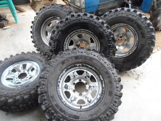 ขาย ยางตะขาบ32+กระทะเหล็กโตโยต้า106 ยกชุดไม่แยกครับ