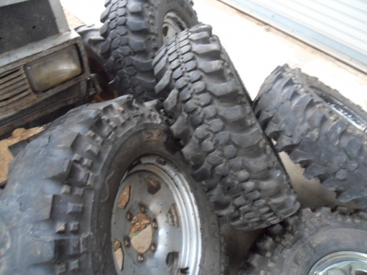 ขาย ยางตะขาบ32+กระทะเหล็กโตโยต้า106 ยกชุดไม่แยกครับ