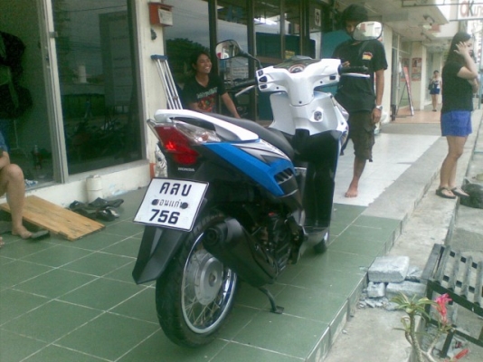 รถสวยนางฟ้าสุดๆ Click-i ปี 2554 ชุดสีไม่มีริ้วรอย 25500 บาท รถสวยนางฟ้าสุดๆ Click-i ปี 2554 ชุดสีไม่มีริ้วรอย 25500 บาท