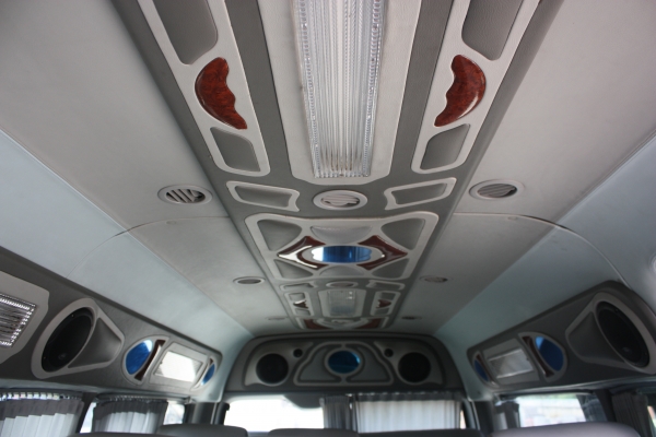 รถตู้ commuter ปี 50 (799000) เครื่องยนต์ 2jz เบนซิน ติกแก๊ส lpg เกียร์ออโต้ ภายในตกแต่ง vip คอนโทรลลายไม้ เบาะ 4 แถว ทีวี 2 เครื่อง เครื่องเสียงชุดแต่งรอบคัน รถตู้ commuter ปี 50 (799000) เครื่องยนต์ 2jz เบนซิน ติกแก๊ส lpg เกียร์ออโต้ ภายในตกแต่ง vip คอนโทรลลายไม้ เบาะ 4 แถว ทีวี 2 เครื่อง เครื่องเสียงชุดแต่งรอบคัน