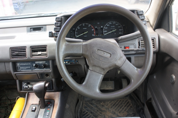 isuzu แวน ปี 35