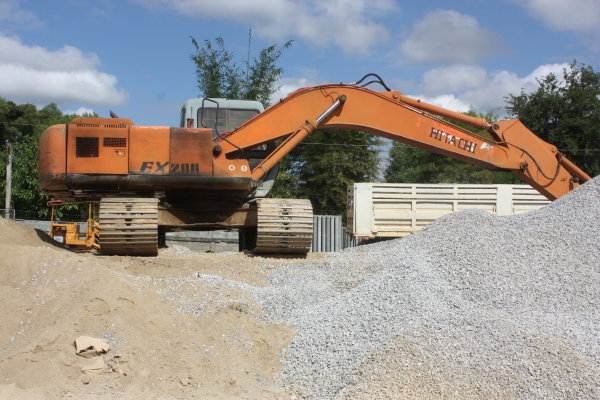 ขายด่วนแบคโฮ HITACHI 200-2