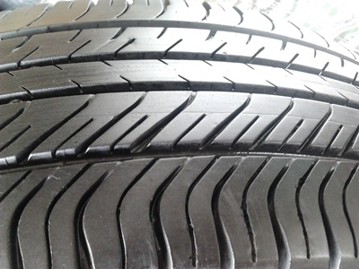 ขายยาง185/60/15 ปี 09/2เส้น+10/2เส้น MICHERLIN ENERGY XM1 1 ชุด  ราคา :  2,400.00  บาท