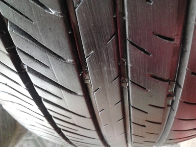 ขายยาง185/60/15 ปี 09/2เส้น+10/2เส้น MICHERLIN ENERGY XM1 1 ชุด  ราคา :  2,400.00  บาท