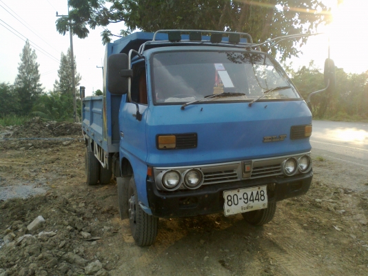 หกล้อดั้ม 85