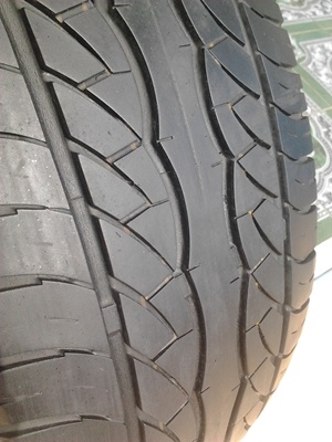 ขายยาง195/55/15 ปี 08 MAXXIS 1 ชุด กดดุรูป  ราคา :  2,000.00  บาท