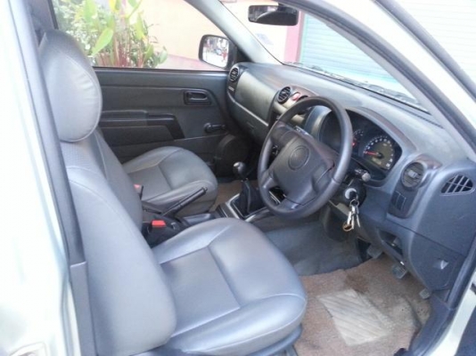 2008 ISUZU, 2.5 SLX CAB 4 DDI I-TEQ  สีบรอนซ์ทอง เกียร์ธรรมดา