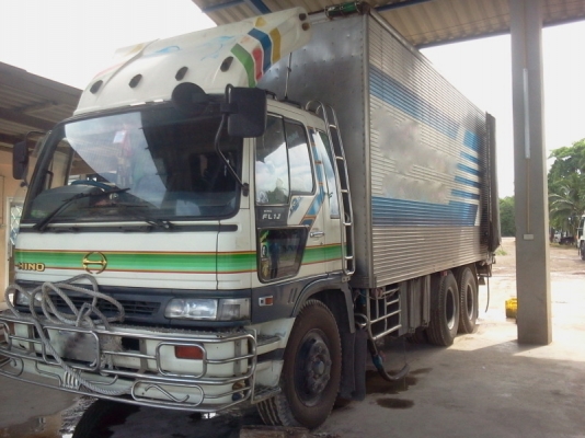 รถฮีโน่ 10 ล้อ ตู้เย็น FL1J  210 แรงม้า   สนใจติดต่อได้ทื่ 081-6079515