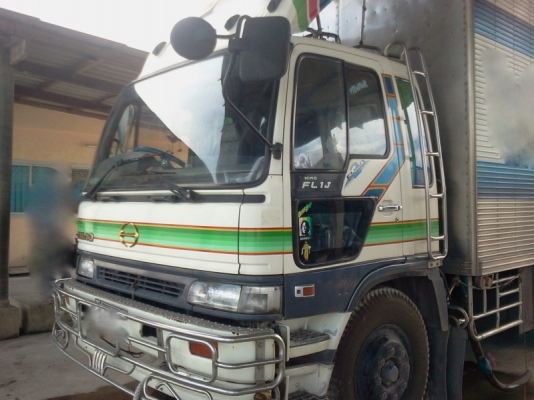รถฮีโน่ 10 ล้อ ตู้เย็น FL1J  210 แรงม้า   สนใจติดต่อได้ทื่ 081-6079515