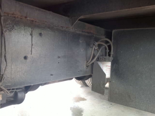 รถฮีโน่ 10 ล้อ ตู้เย็น FL1J  210 แรงม้า   สนใจติดต่อได้ทื่ 081-6079515