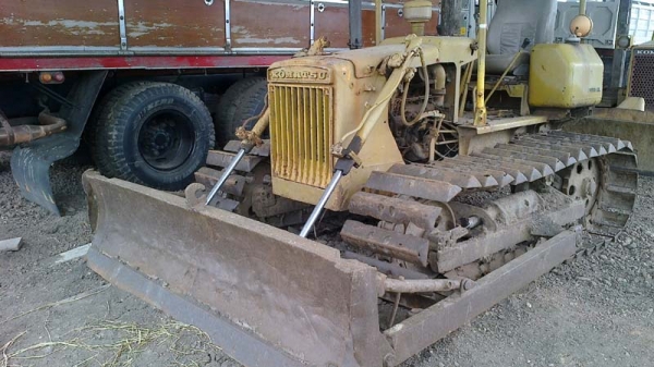 Komatsu D2-3 สภาพพร้อมทำงานได้เลย