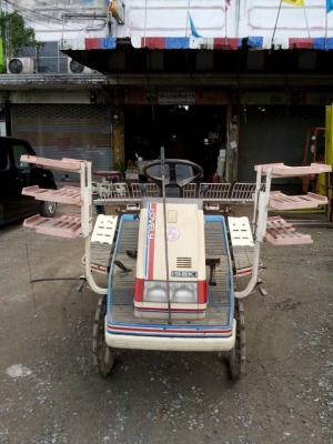 รถดำนา ISEKI รถดำนา ISEKI