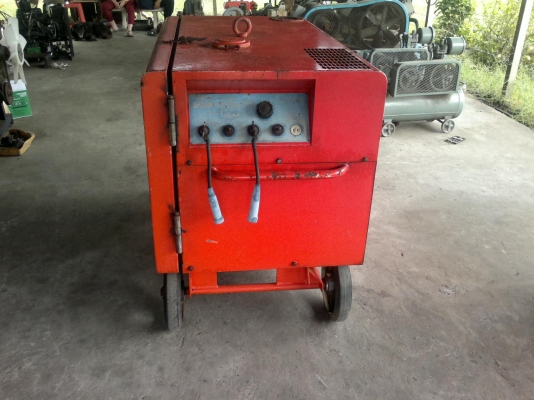 ขายเครื่องเชื่อมได้และเเสงสว่างได้แบบสนามเก่าญี่ปุ่นยี่ห้อ Denyo ขนาด 230A เป็นเครื่องสูบเดียว ประหยัดน้ำมัน อะไหล่เยอะ. ควงได้. สตาร์ดได้สภาพสวยมากๆพร้อมใช้งาน ขายเครื่องเชื่อมได้และเเสงสว่างได้แบบสนามเก่าญี่ปุ่นยี่ห้อ Denyo ขนาด 230A เป็นเครื่องสูบเดียว ประหยัดน้ำมัน อะไหล่เยอะ. ควงได้. สตาร์ดได้สภาพสวยมากๆพร้อมใช้งาน