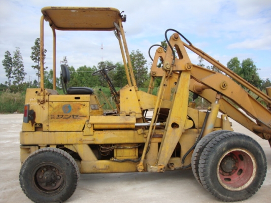 ขายรถตักkomatsu sd 20-5 แขนยาวสภาพพร้อมใช้เก่านอก ขายรถตักkomatsu sd 20-5 แขนยาวสภาพพร้อมใช้เก่านอก