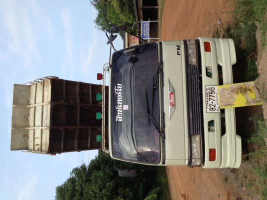 ขาย Hino 1M สภาพดี ยางดี80\% ขาย Hino 1M สภาพดี ยางดี80\%