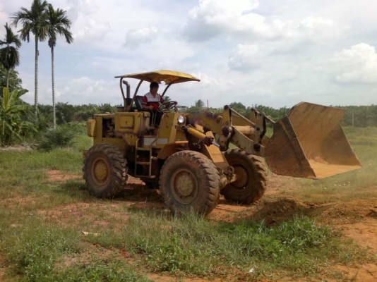 รถตัก CAT 920