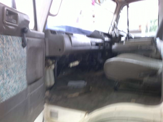 รถนิตสัน 10 ล้อ CW430 โม่ปูน 230 แรงม้า