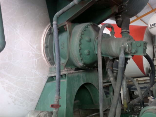 รถนิตสัน 10 ล้อ CW430 โม่ปูน 230 แรงม้า