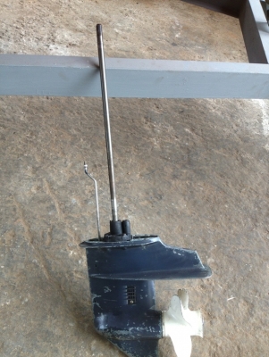 ชุดท่อนหาง  ยามาฮ่า 30 แรง ราคา 11000 สนใจติดต่อ  0815348855