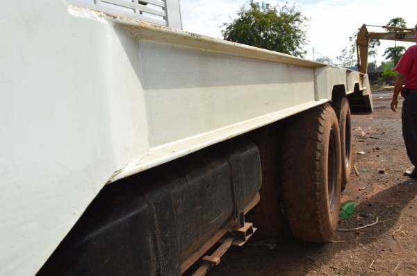 รถเทเลอร์เครื่องEH700 รุ่น F17  ขึ้น PC 200-300  สบาย (ใช้เหล็ก Iบีม แข็งแรงดีหนา)หาไฟแนท์มาจัดได้คับ