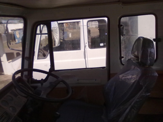 รถเทเลอร์เครื่องEH700 รุ่น F17  ขึ้น PC 200-300  สบาย (ใช้เหล็ก Iบีม แข็งแรงดีหนา)หาไฟแนท์มาจัดได้คับ