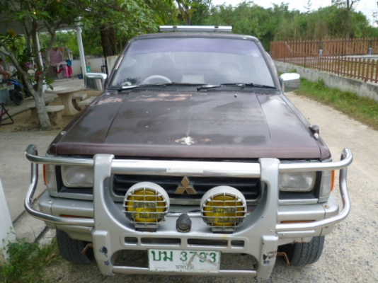ขายรถกระบะตอนเดียว มิตซูบิชิปี 89 ราคา 69000 บาท โทร 081 3298448 ขายรถกระบะตอนเดียว มิตซูบิชิปี 89 ราคา 69000 บาท โทร 081 3298448