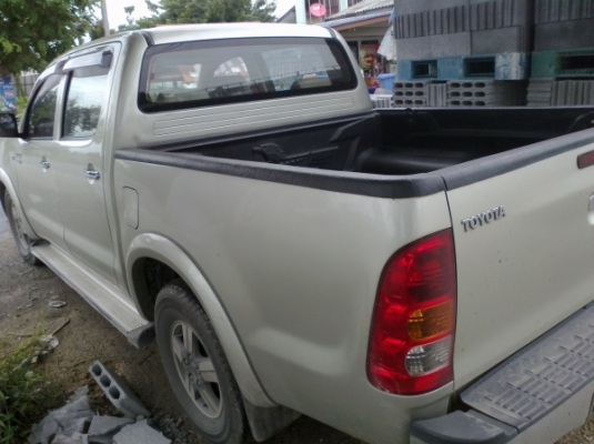 วีโก้  2006   เครื่อง 3000 ซีซี  4 ประตู