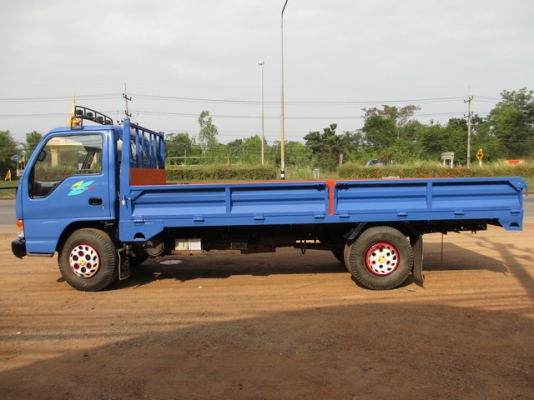 ขาย 6ล้อ NPR66PX5 เครื่อง4HF1 120แรง ฝาขาว ยาว5เมตร