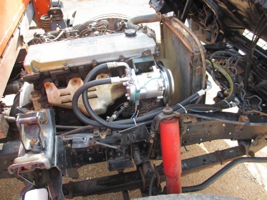 ขาย 6ล้อ NPR66PX5 เครื่อง4HF1 120แรง ฝาขาว ยาว5เมตร