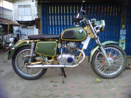 ขออณุญาตขายครับ MZ  ทะเบียนวางเครื่องฮอนด้าหมูแต่งแนว bmw  29000 สนใจ ติดต่อ 086-5919177(ตาคลี นครสวรรค์)