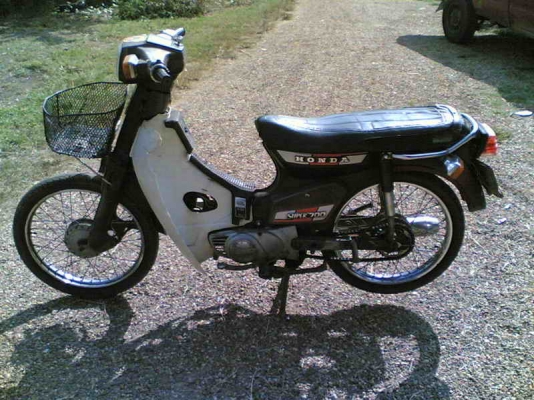 ขาย C700Cdi (ม่วงมังคุต) เล่มทะเบียน ขายตามสภาพ ขาย 6900 บาท