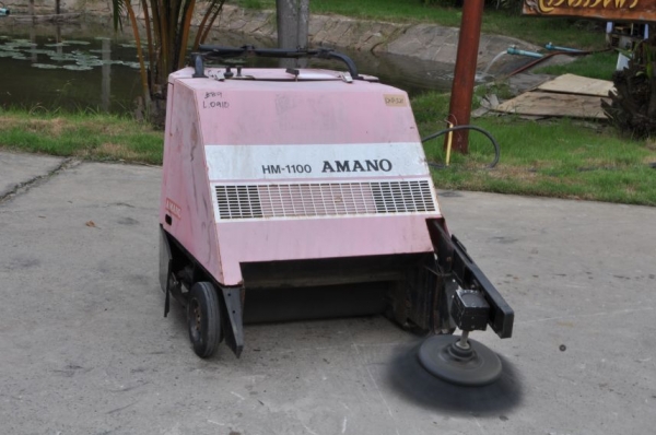 ขาย เครื่องกวาด ขัด ทำความสะอาด พื้น ใช้งานง่าย คล่องตัว นำเข้าญี่ปุ่น ขาย25,000บาท!!!