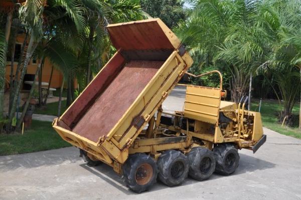 ขาย รถ DUMPER MITSUBISHI 8ล้อ บรรทุกหนักได้สบาย ขายถูก145,000บาท!!!