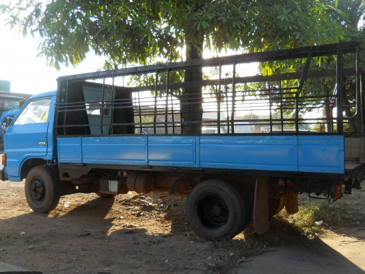 ขาย isuzu 6 ล้อ 110 แรง ks-22 รถห้างแท้ สภาพดีมาก