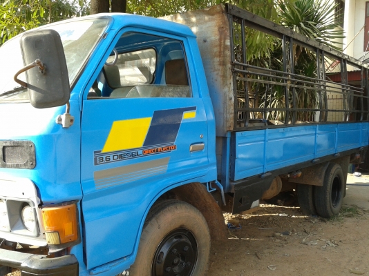 ขาย isuzu 6 ล้อ 110 แรง ks-22 รถห้างแท้ สภาพดีมาก