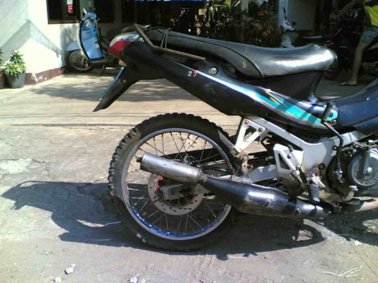 ขายซูซูกิอากิราอาร์อาร์ เล่มทะเบียนพร้อมชุดโอนใส่ยางวิบากขาย 5500 บาท